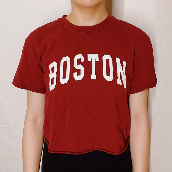 Brandy Melville Tops - Brandy Melville Crop Top